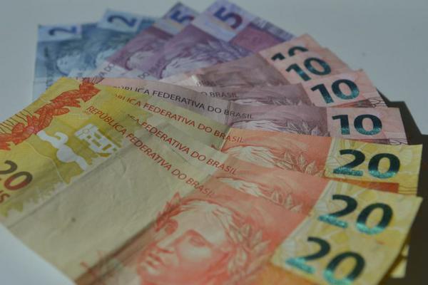 Inflação oficial fica em 0,11% em agosto, diz IBGE