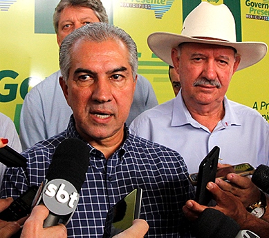 Reinaldo Azambuja assume compromisso de atender as demandas municipais
