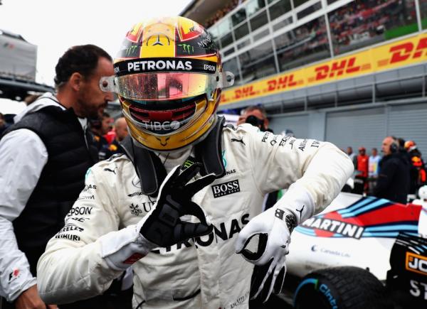 Hamilton vence na Rússia em dia de vexame da Ferrari