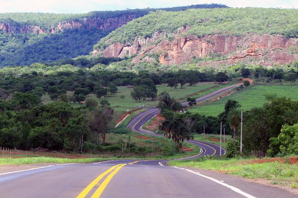 Concluído, asfalto da Estrada de Piraputanga vai impulsionar o turismo e a economia local