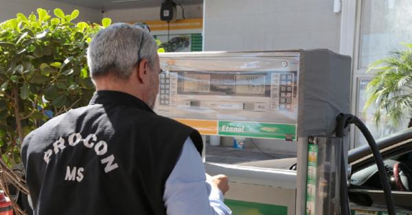 Pesquisa do Procon estadual detecta que mesmo com queda nas vendas, etanol apresenta diferença de 75% nos preços
