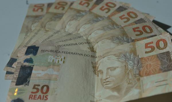 Mais de 79 mil servidores já podem sacar pagamento de maio