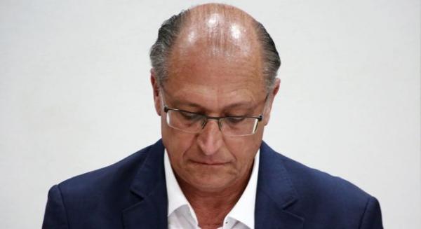 Justiça decreta sequestro de bens e imóveis de Geraldo Alckmin