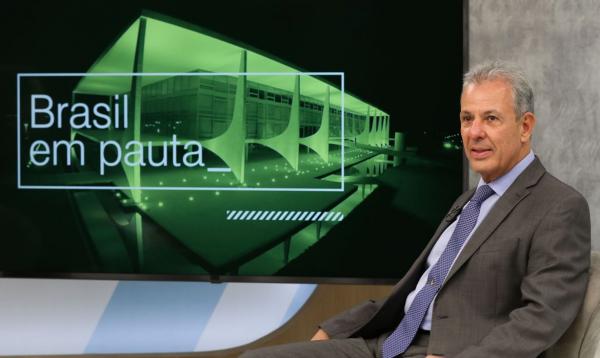Setor energético terá investimentos de R$ 3 tri até 2030, diz ministro