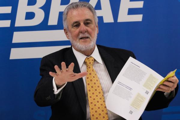 Queda de faturamento atinge 82% dos MEI
