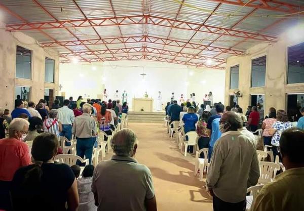 Comunidade São Pedro inaugura oficialmente igreja no Jardim Semíramis