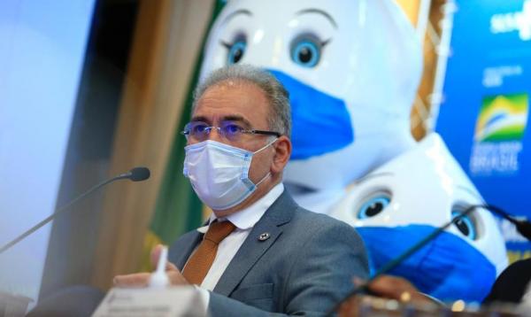 Covid-19: ministro destaca eventos adversos em adolescentes vacinados