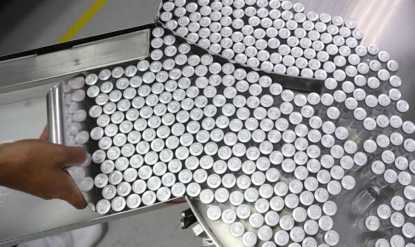 Covid-19: mais 2,2 milhões de doses da Pfizer chegam a Viracopos