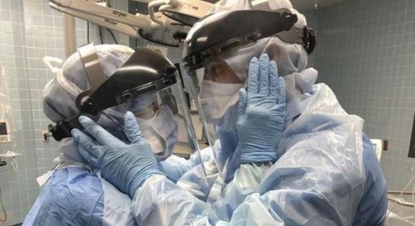 Com 78% da população vacinada, queda de mortes em outubro chegou a 68%