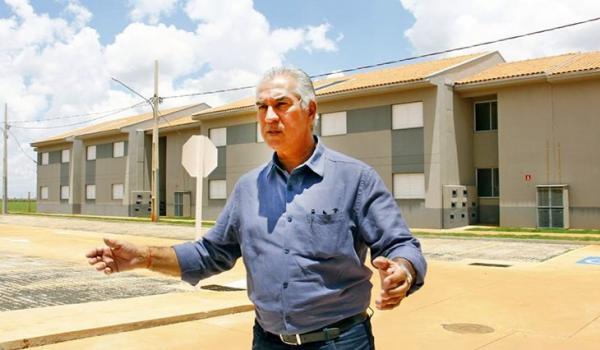 Governador entrega casas em Chapadão do Sul