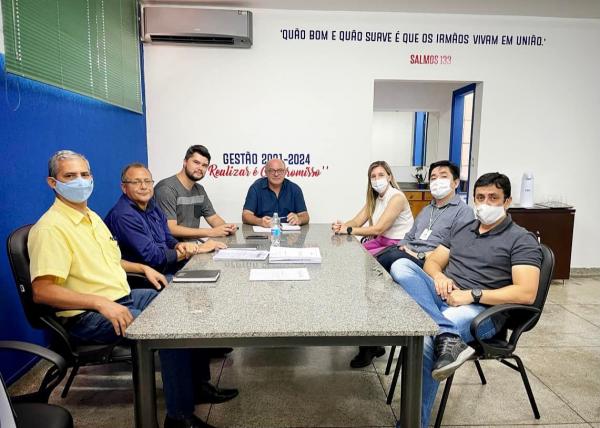 Prefeito Réus Fornari debateu parceria com o IFMS Campus Coxim