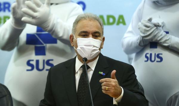 Queiroga anuncia distribuição de 28,2 milhões de testes de Covid-19 