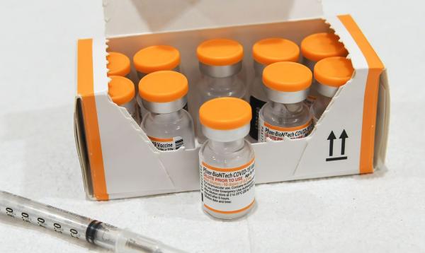País recebe 1,8 milhão de doses pediátricas da Pfizer na segunda-feira