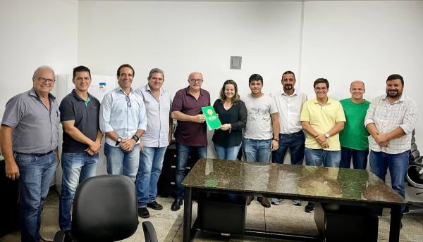Com aprovação do novo PCR gestão Réus Fornari realiza antigo sonho 