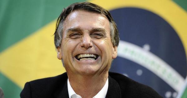 Bolsonaro ganha 65 mil inscritos no Telegram após decisão de Moraes