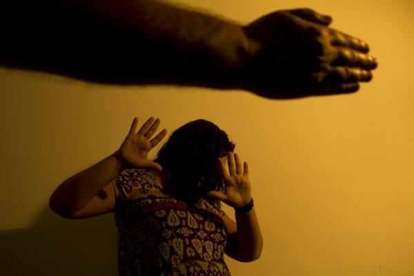 Nova lei prevê prisão para servidor que destratar vítima de violência