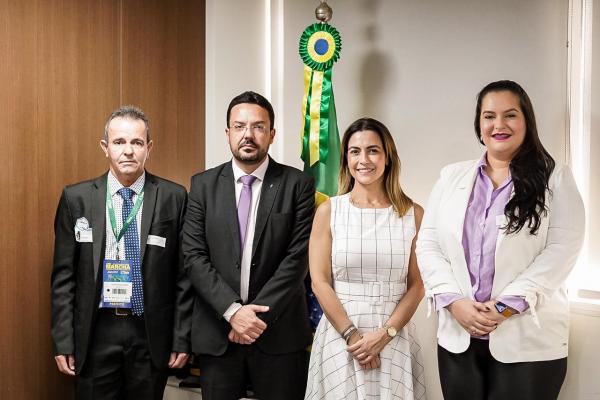 Senadora Soraya cobra do FNDE pagamento de recursos para educação de MS
