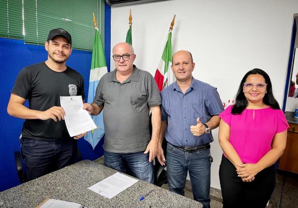 Prefeito assina Termo de Fomento com o Conselho Municipal de Segurança 