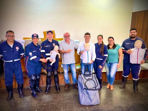 Prefeitura de Rio Verde entrega equipamentos ao SAMU    