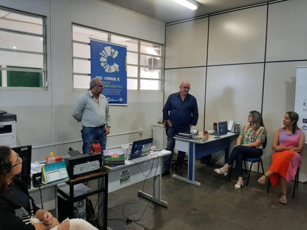 Prefeito Réus empossa José Armando da Fonseca na pasta de Desenvolvimento Econômico    