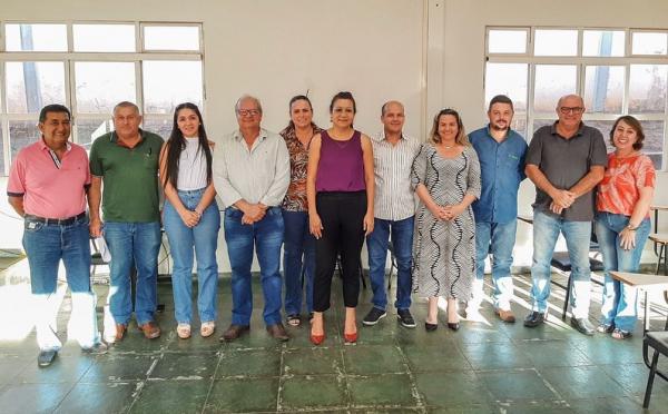 Prefeitura empossa membros do Conselho de Fomento Econômico
