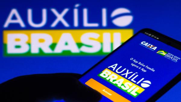 Mais 2,2 milhões de famílias vão receber Auxílio Brasil de R$ 600
