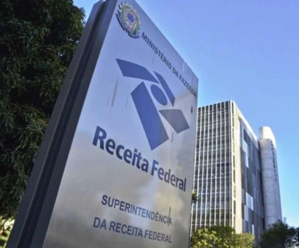 Índice de Confiança Empresarial sobe 2,2 pontos em agosto, diz FGV