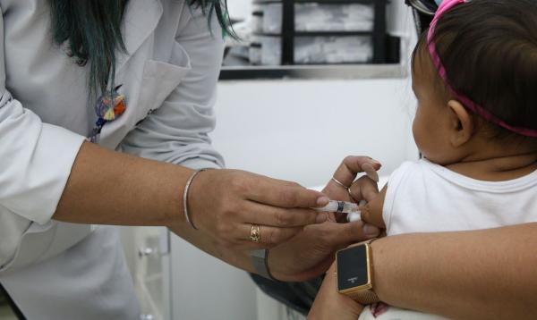 Sete em cada dez crianças aptas não foram vacinadas contra a pólio