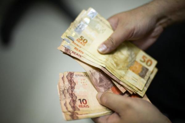 Mercado financeiro reduz projeção da inflação de 6,61% para 6,4%