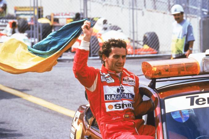 Morte de Senna é revisitada após divulgação de vídeo amador 