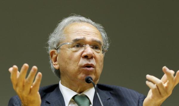 Recuo da inflação pode fazer juros caírem em 2023, diz ministro