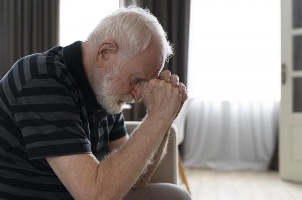 Remédio se mostra capaz de reduzir progressão do Alzheimer 