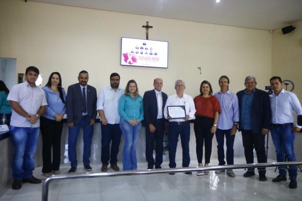 Câmara Municipal homenageou o médico Wanderlan Marques Dorneles    