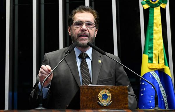 Senador quer CPI para ‘abrir caixa-preta’ de ONGs na Amazônia