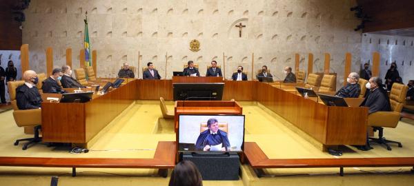STF tem maioria para derrubar lei que proíbe linguagem neutra