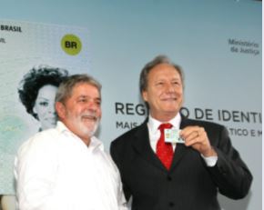 Perto de se aposentar, ministro encerra três ações contra Lula