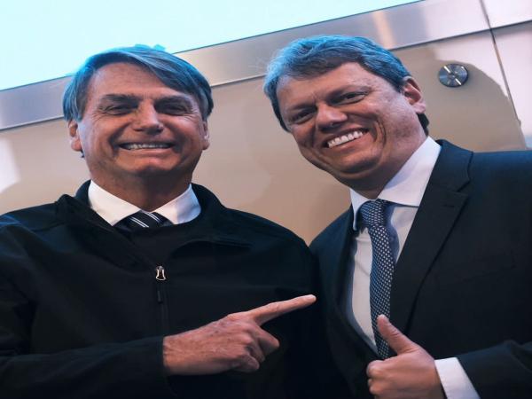 Tarcísio elogia ex-presidente: “Bolsonaro é um fenômeno”