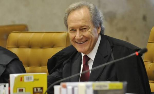 Lewandowski nega recurso do Novo sobre políticos em estatais