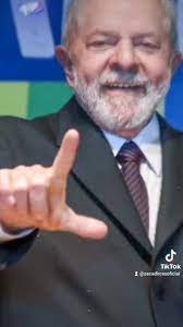 Após críticas de Lula ao BC, bolsa fecha no pior nível em 8 meses