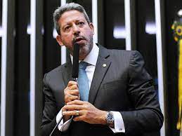 Lira dá “chega pra lá” no STF e diz que MPs cabem ao Congresso
