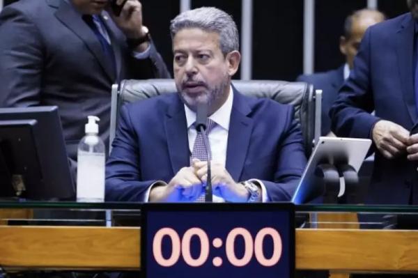 Força política: Lira tem apoio de 173 parlamentares