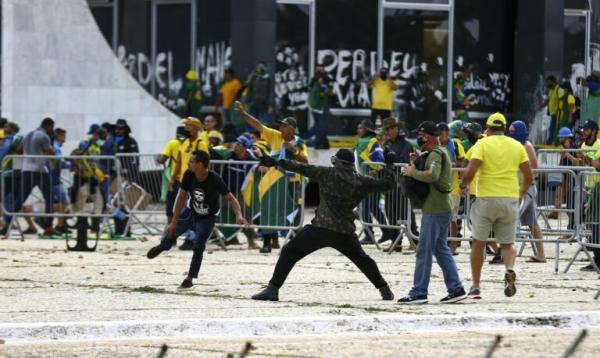 STF julgará presos no mesmo dia que Congresso analisará a CPMI
