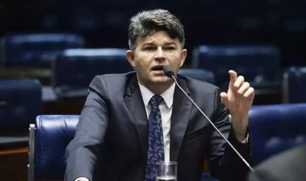 Deputado pede a PGR anulação de indulto a Zé Dirceu