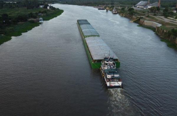 Porto Murtinho deve exportar até 1,2 milhão de toneladas neste ano