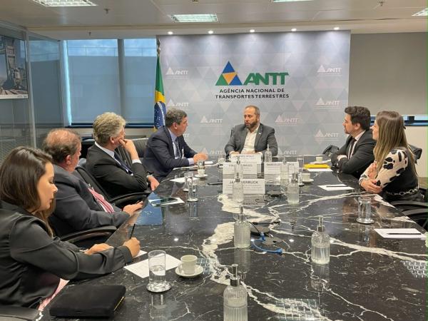 Governador busca soluções para relicitações da BR-163 e Malha Oeste