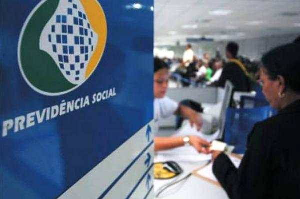 Previdência de 22 Estados e do DF operam no vermelho 