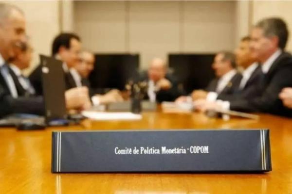Banco Central ignora pressão lulista e mantém juros em 13,75%