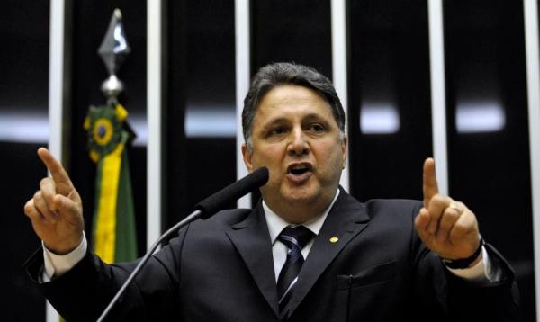 Toffoli anula provas usadas em ação contra Anthony e Rosinha Garotinho