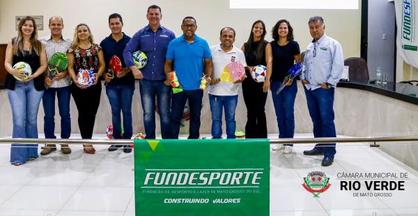 Curso em Rio Verde aborda pedagogia e iniciação ao beach tennis e futevôlei 