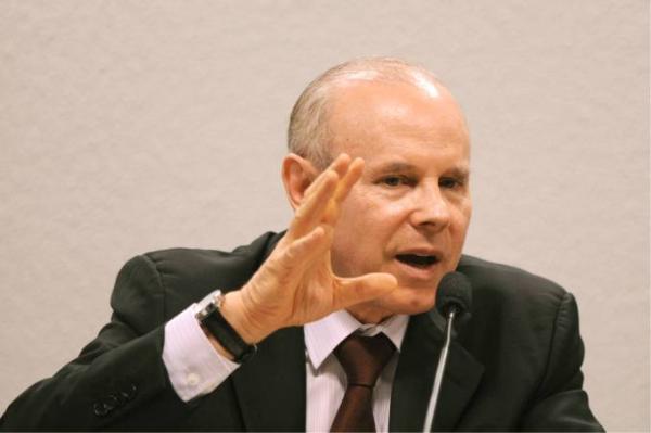 Para Mantega, depoimento de Odebrecht ao TSE é ‘peça de ficção’ 